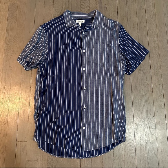 Men's Blue Striped Short Sleeves Button Shirt